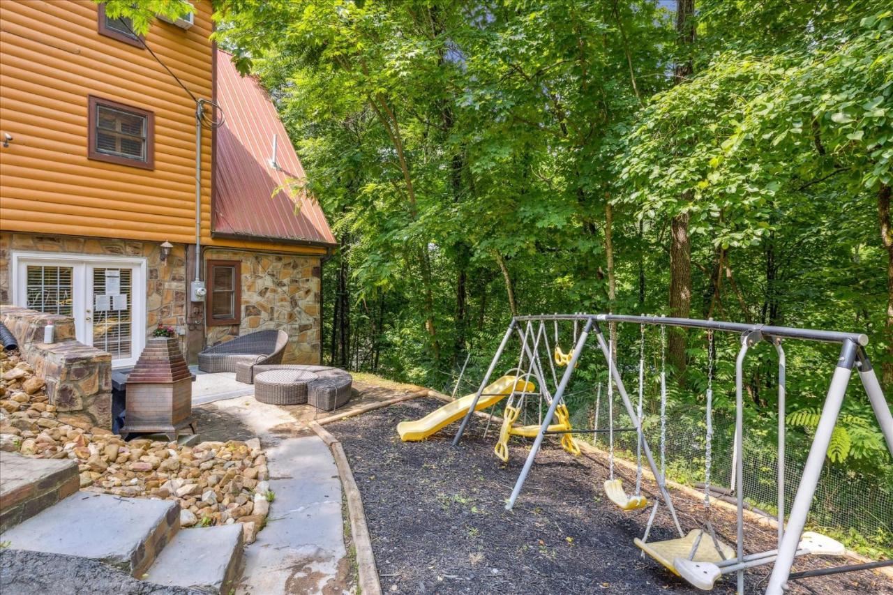 Smokey Max Chalet Sevierville Bagian luar foto